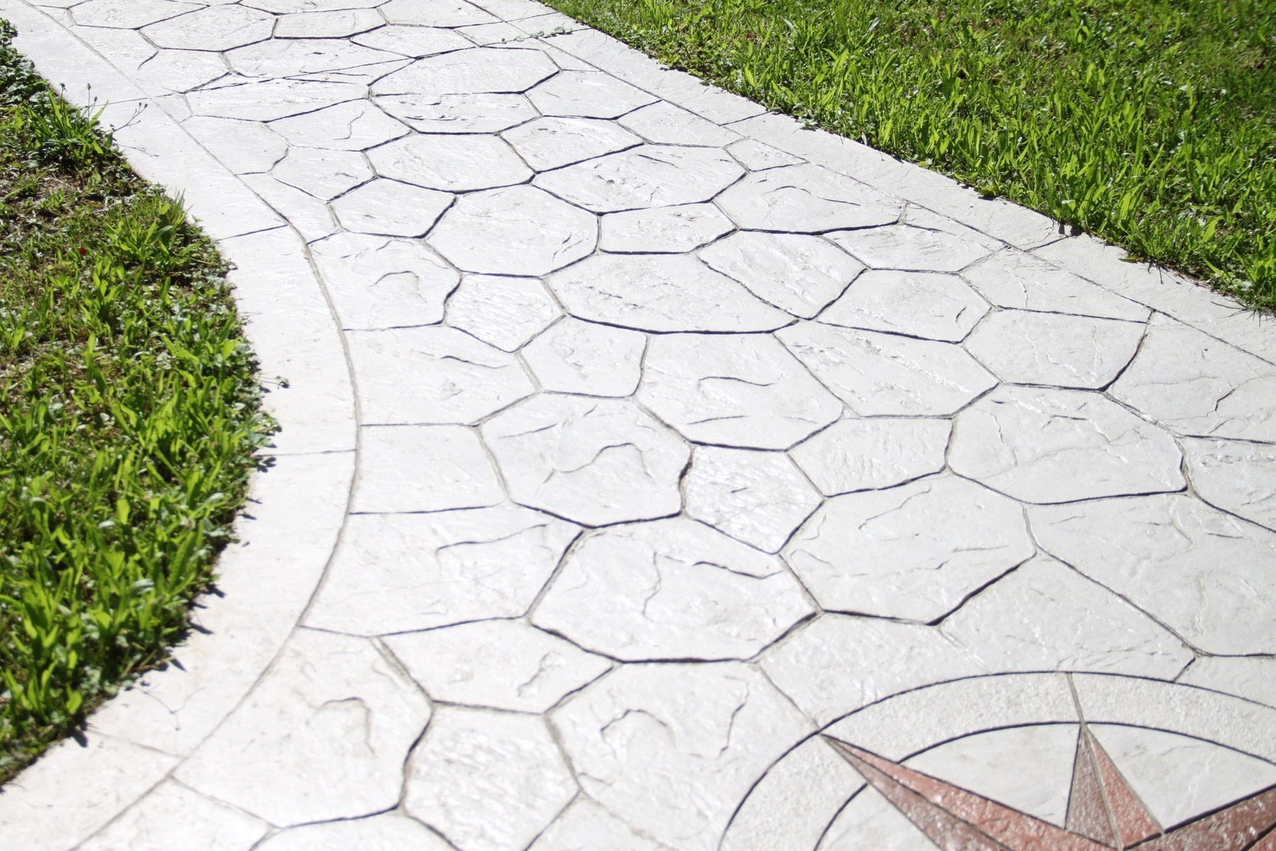 How to Use Concrete Enhancements to Improve Your Outdoor Space