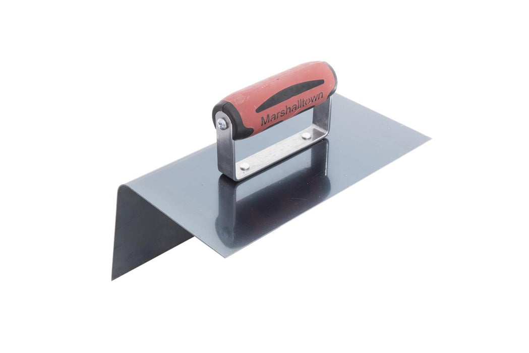 Marshalltown 4262D – 9" x 5" x 5" Outside Curb/Nose Tool (3/4" Radius, DuraSoft Handle)