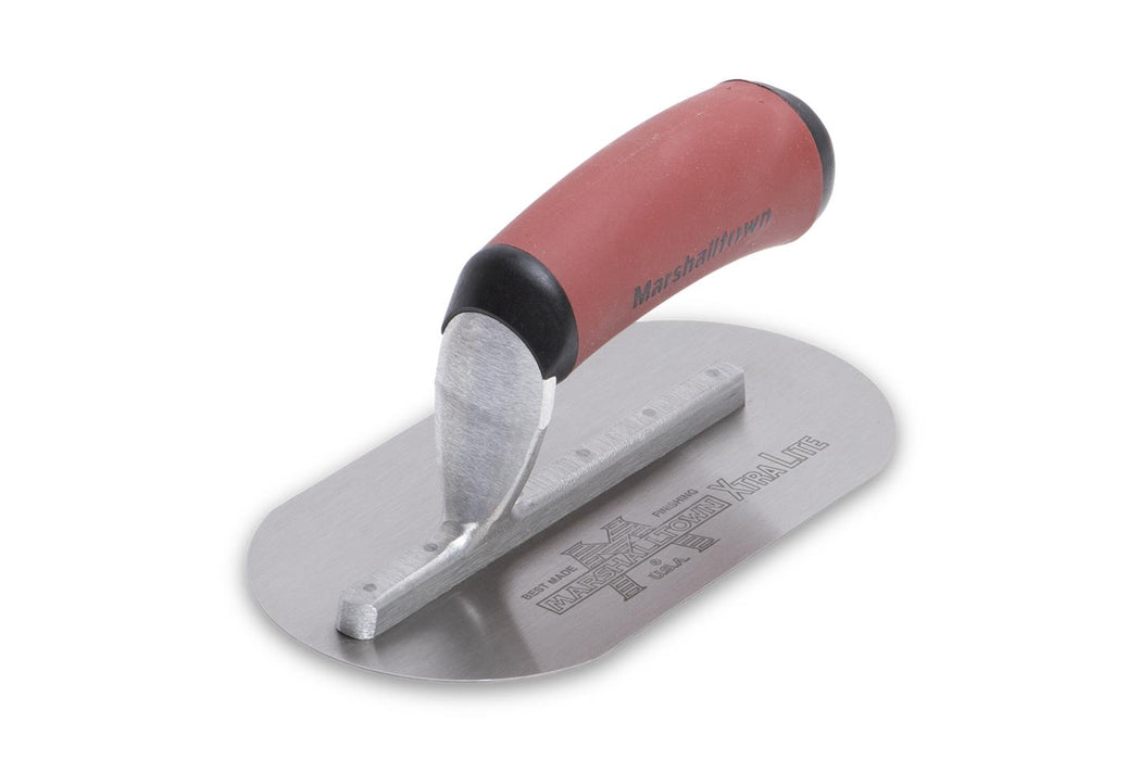 Marshalltown MXS754FD – 7-1/2" x 4" Wall Form Trowel, Round End with DuraSoft Handle