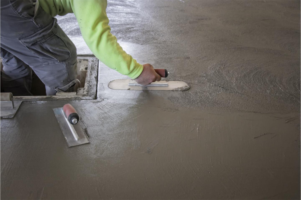 Marshalltown SP16SD – 16" x 4 1/2" Pool Trowel (DuraSoft Handle)