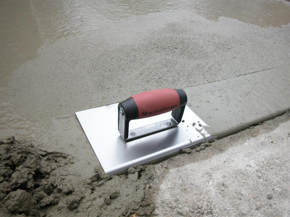 Marshalltown 188SSD – 8" x 6" Stainless Steel Edger (Straight Ends, 1/2" Radius, DuraSoft Handle)