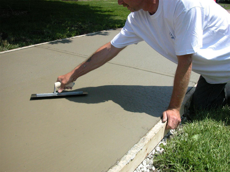 Marshalltown MXS73 – 14" x 4-3/4" Finishing Trowel with Curved Wood Handle