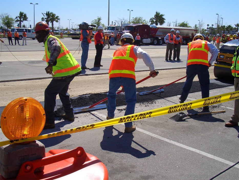 Marshalltown RED700096C – 36" Magnesium Asphalt Lute (Model 24559)