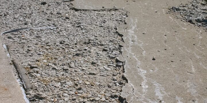 WINTER CONCRETE CARE: HOW TO PROTECT YOUR CONCRETE FROM WINTER DAMAGE